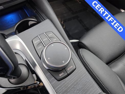 Certified 2023 BMW 530e xDrive w/ Premium Package image 27