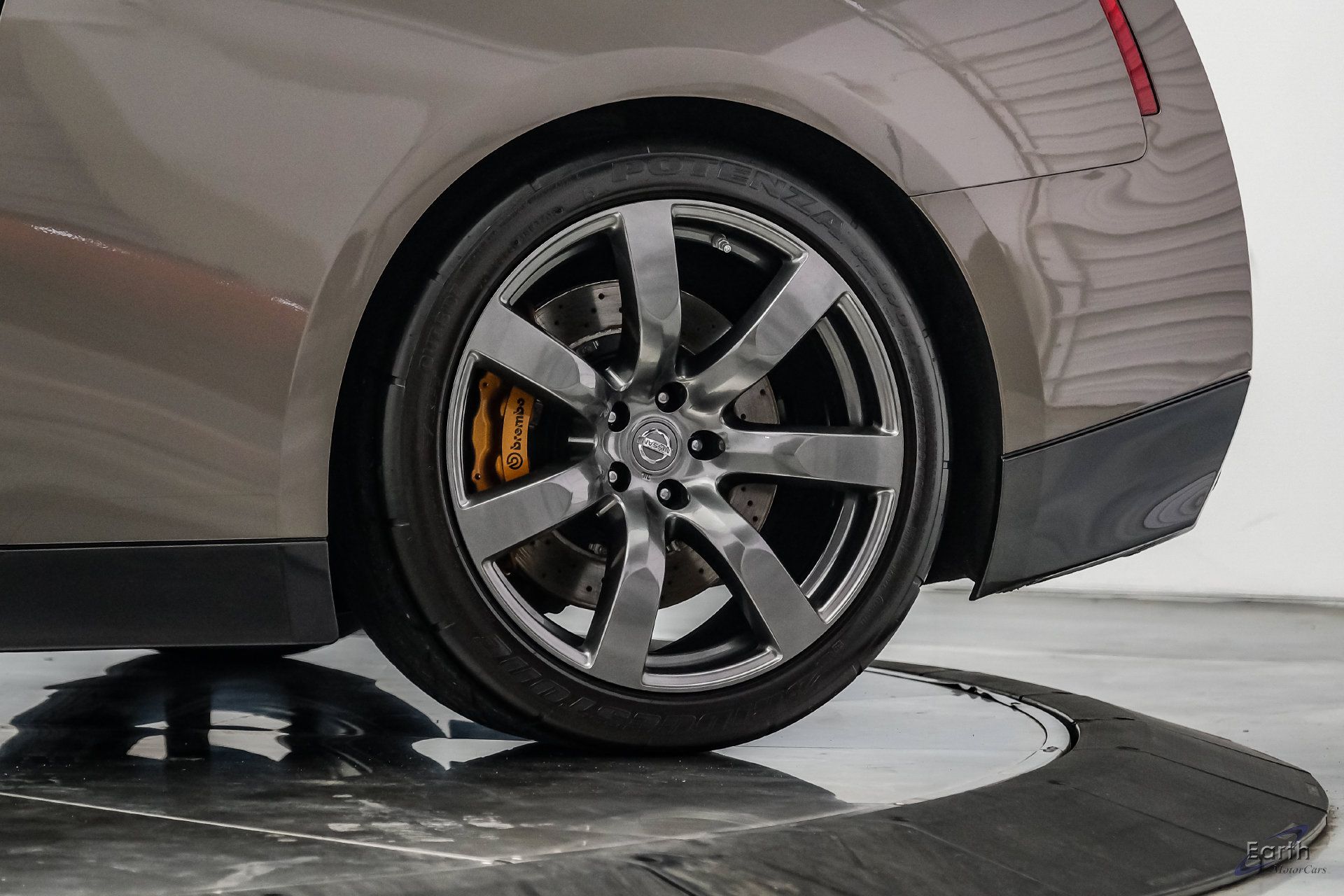 Used 2009 Nissan GT-R Premium AWD/4WD image 96