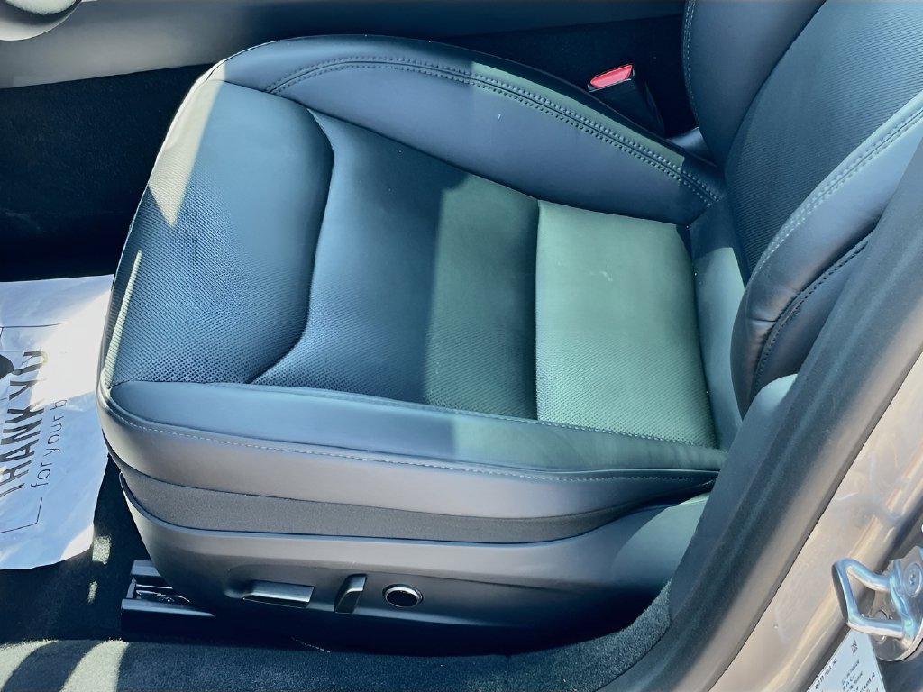 Used 2025 Tesla Model 3 Long Range RWD image 19