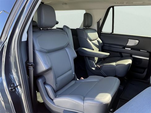 New 2025 Ford Expedition Max Active image 21