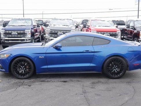 Used 2017 Ford Mustang GT image 5