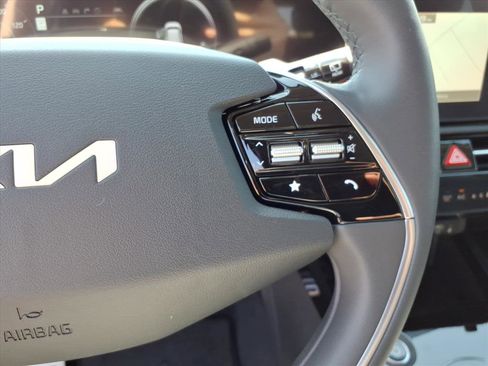 New 2026 Kia Niro Wave w/ Wave Preserve Package image 21