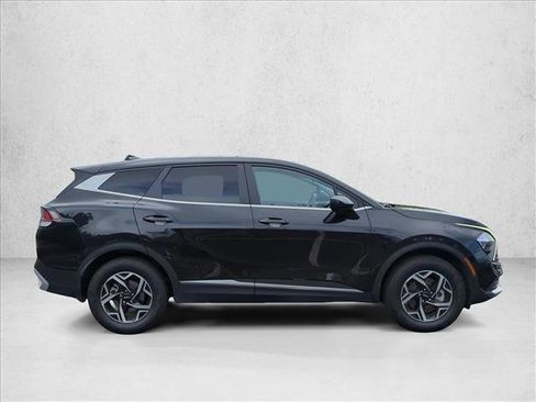Used 2023 Kia Sportage LX AWD/4WD image 2