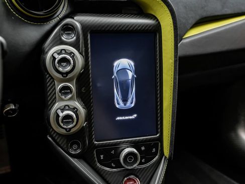 Used 2018 McLaren 720S Performance RWD image 26