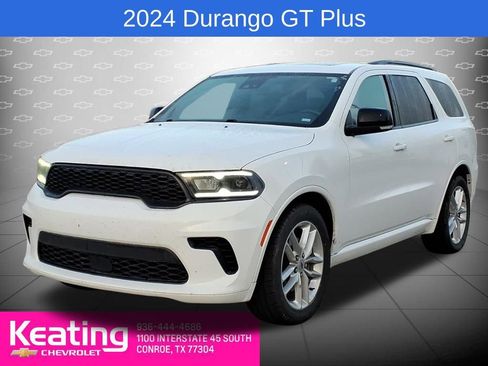 Used 2024 Dodge Durango GT image 2