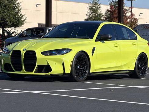 Used 2022 BMW M3 Competition w/ M Carbon Exterior Package image 9