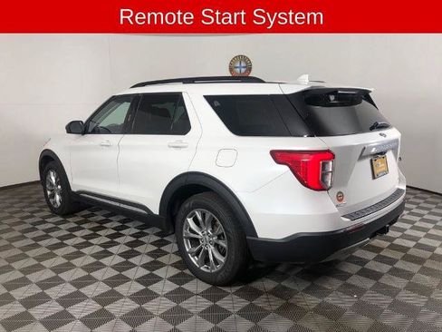 Certified 2023 Ford Explorer XLT w/ Equipment Group 202A AWD/4WD image 18