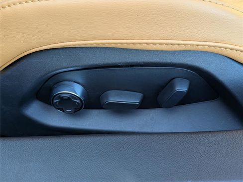 Used 2023 Chevrolet Corvette Stingray Preferred Cpe w/ 2LT image 18