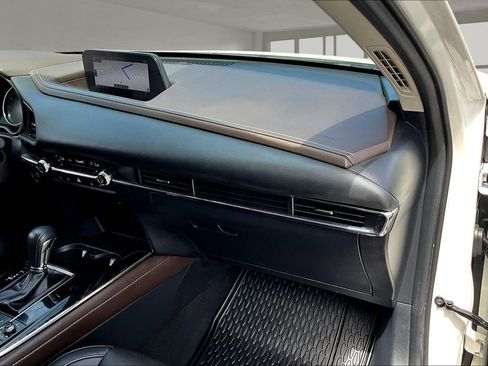 Used 2021 MAZDA CX-30 FWD 2.5 S w/ Premium Package image 24