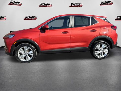 Used 2024 Buick Encore GX Preferred w/ Comfort Package AWD/4WD image 8