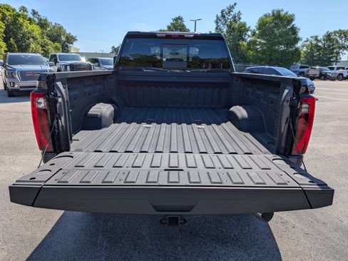 New 2026 GMC Sierra 2500 Denali w/ Denali Reserve Package AWD/4WD image 18