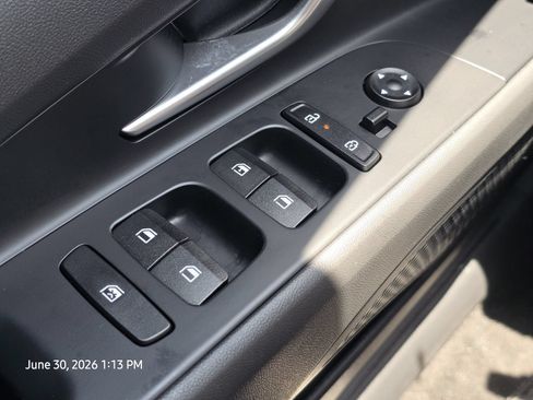 Certified 2026 Hyundai Elantra SE FWD image 27