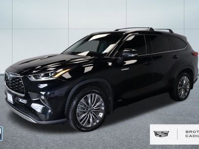 Used 2021 Toyota Highlander Platinum