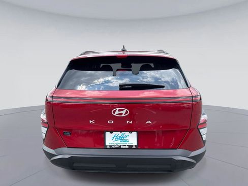 Used 2025 Hyundai Kona SEL FWD image 5