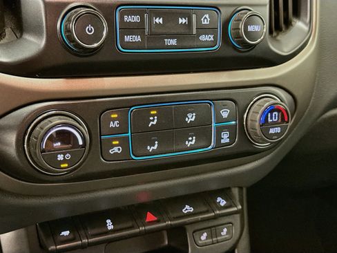 Used 2017 Chevrolet Colorado Z71 AWD/4WD image 24