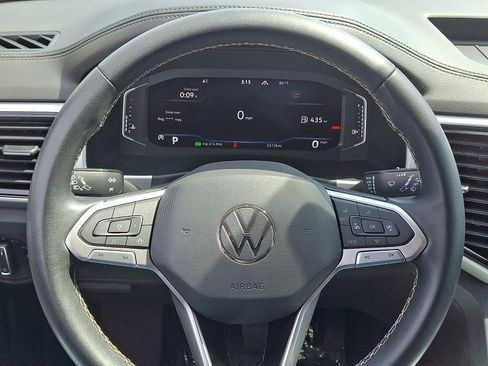 Used 2023 Volkswagen Atlas SE AWD/4WD image 19