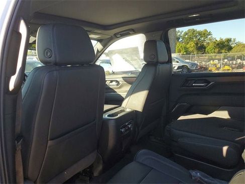 New 2026 GMC Yukon XL Denali image 10