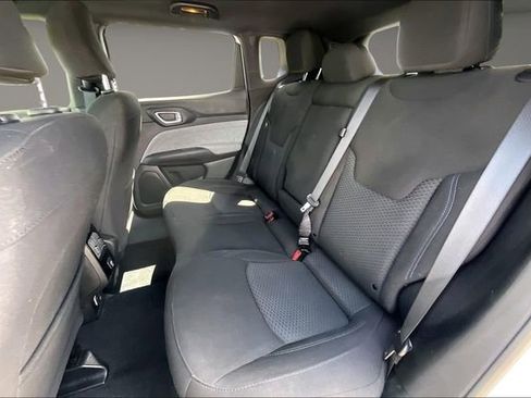 Used 2025 Jeep Compass Sport AWD/4WD image 24