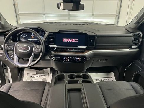 Used 2023 GMC Sierra 1500 SLE AWD/4WD image 16