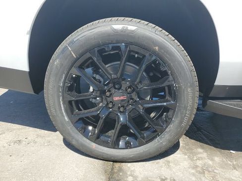 New 2026 GMC Yukon XL Denali RWD image 6