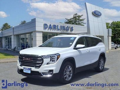 Used 2024 GMC Terrain SLT