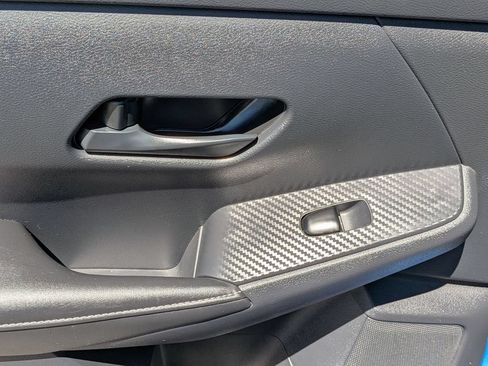 Used 2025 Nissan Sentra SV FWD image 26