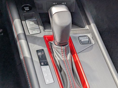 New 2026 Nissan Kicks SR image 27