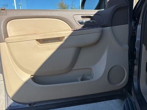 Used 2012 Chevrolet Tahoe LS image 28