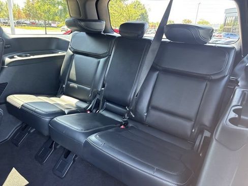 Used 2025 Ford Expedition Platinum w/ Stealth Appearance Package AWD/4WD image 20