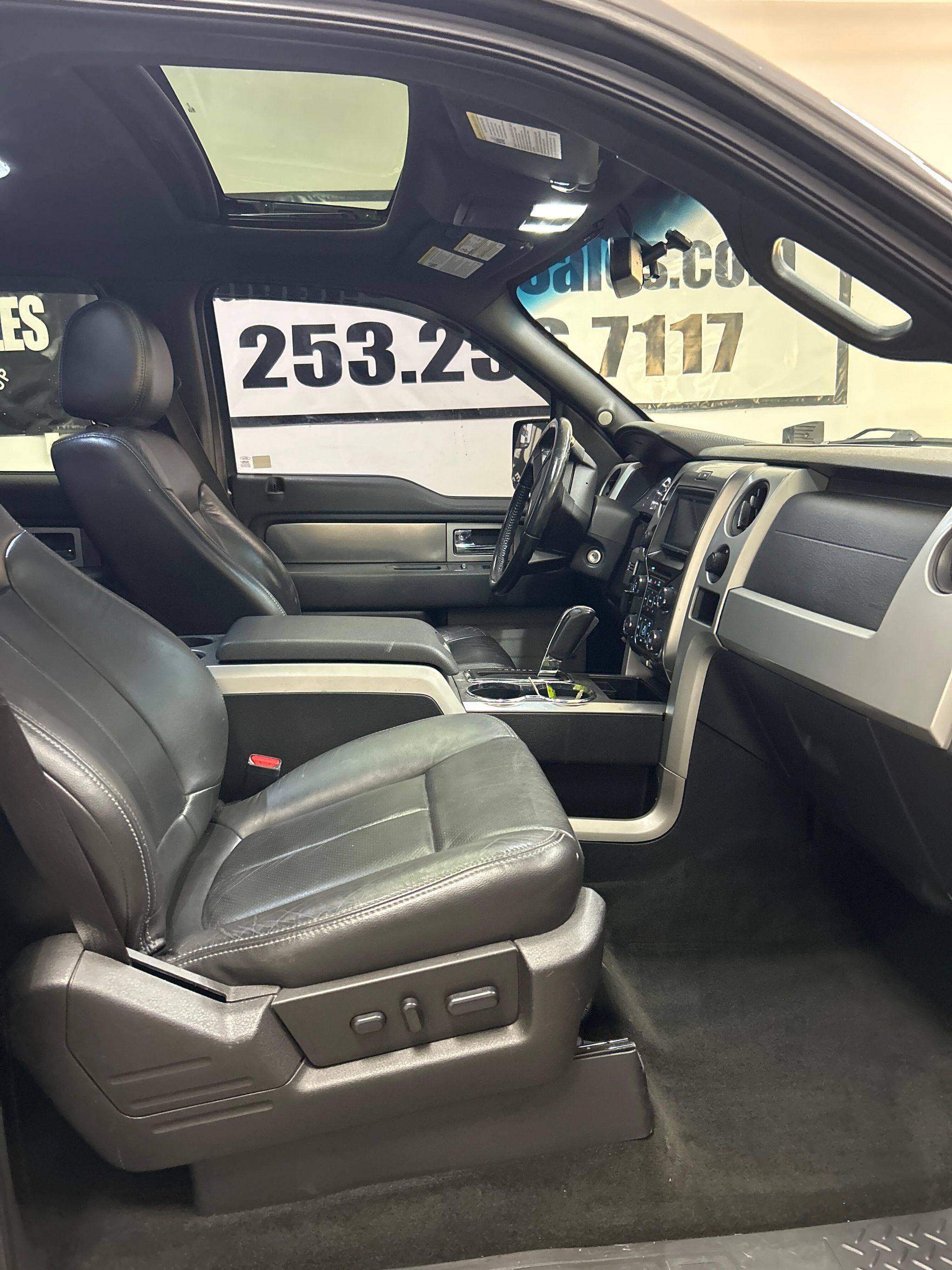 Used 2013 Ford F150 FX4 w/ Luxury Equipment Group AWD/4WD image 13