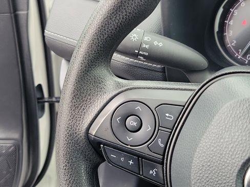 Certified 2025 Toyota RAV4 XLE AWD/4WD image 24