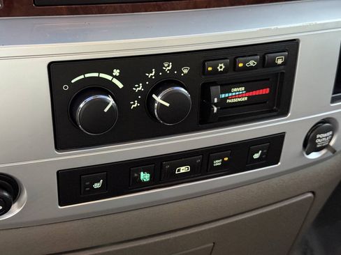 Used 2008 Dodge Ram 2500 Truck Laramie w/ Trailer Tow Group AWD/4WD image 23