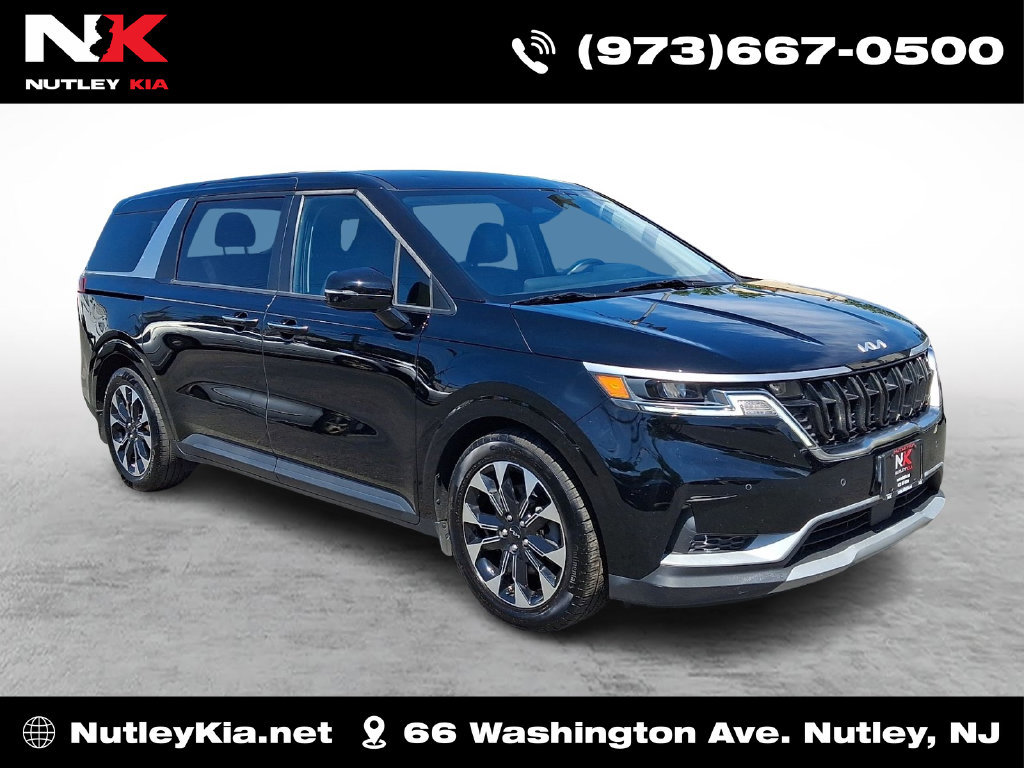 Used 2024 Kia Carnival EX FWD image 1