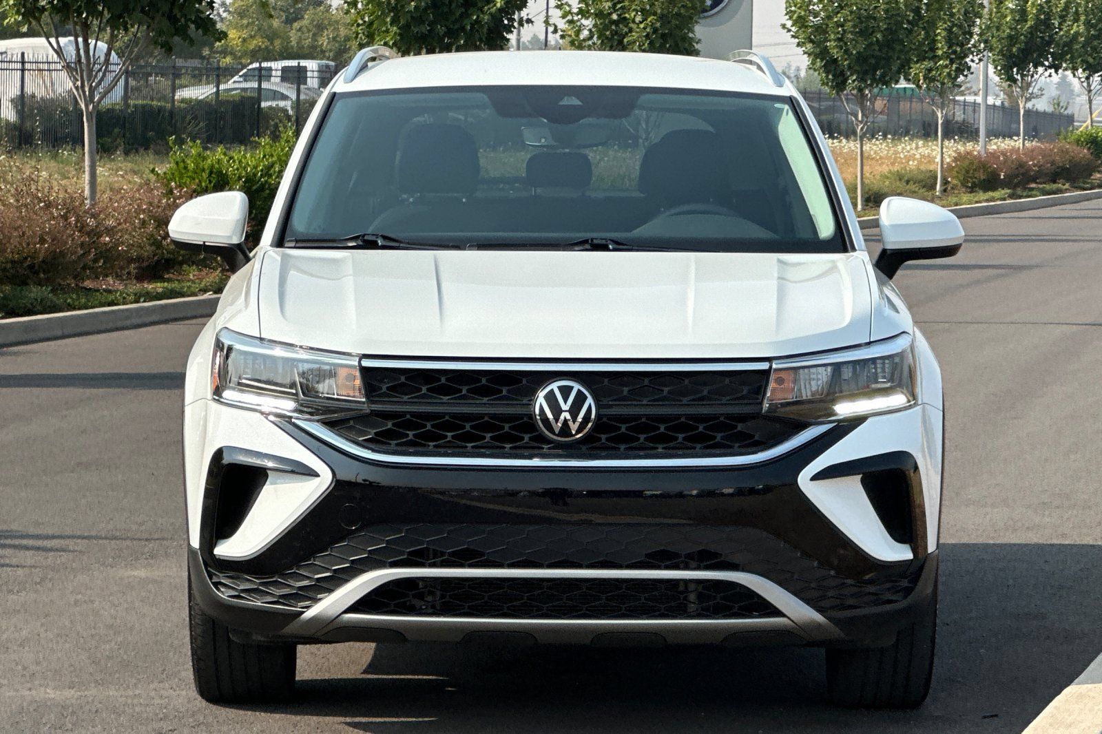 Used 2022 Volkswagen Taos SE AWD/4WD image 8