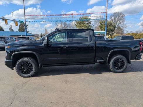 New 2026 Chevrolet Silverado 2500 High Country w/ High Country Premium Package AWD/4WD image 4