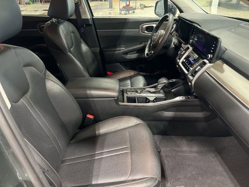 Certified 2023 Kia Sorento S image 20