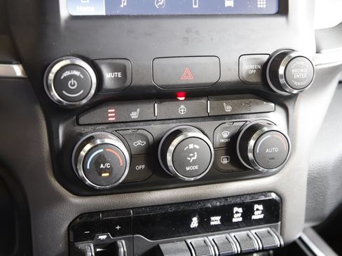 Used 2022 RAM 1500 Big Horn AWD/4WD image 20
