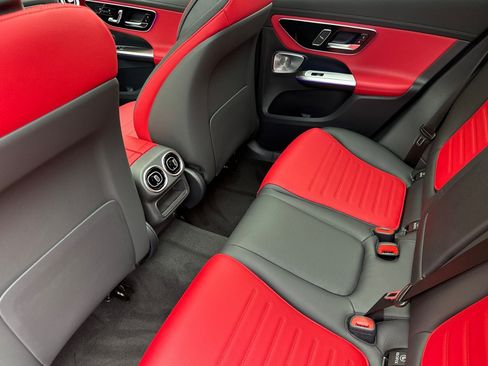 New 2026 Mercedes-Benz GLC 300 image 11
