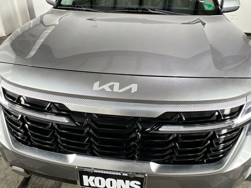 Used 2025 Kia Seltos EX image 12