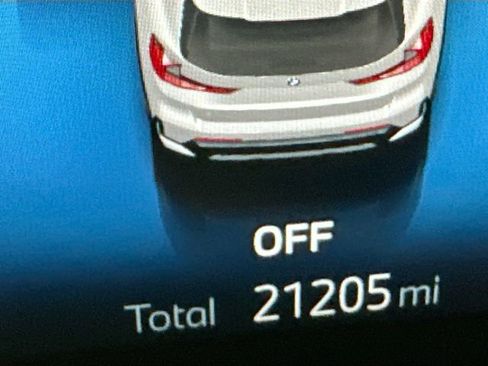 Used 2025 BMW X1 xDrive28i image 16