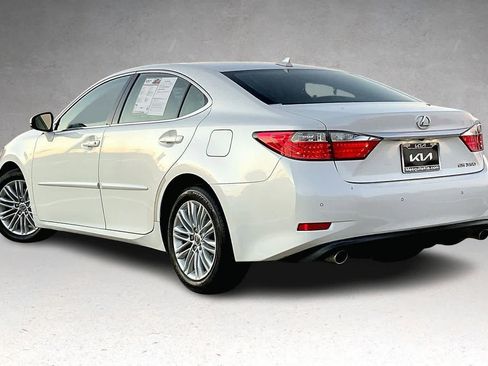 Used 2013 Lexus ES 350 image 4