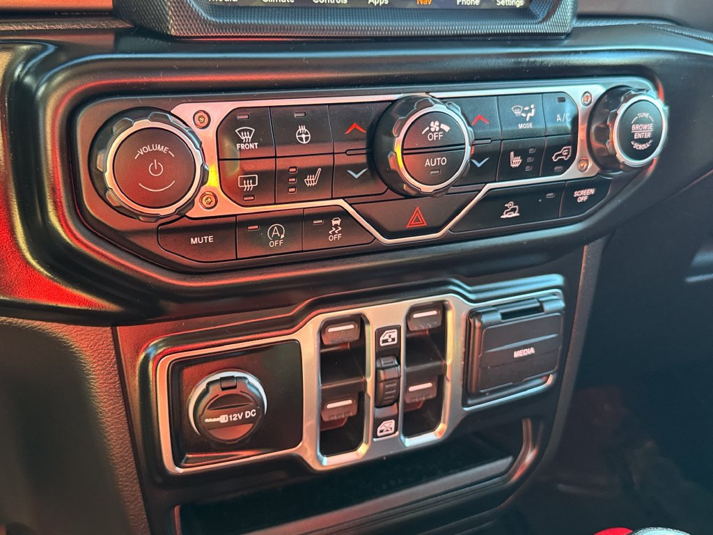 Used 2023 Jeep Gladiator Sport AWD/4WD image 26