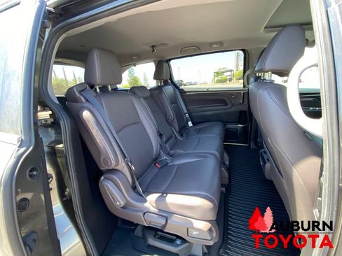 Used 2019 Honda Odyssey EX-L image 17