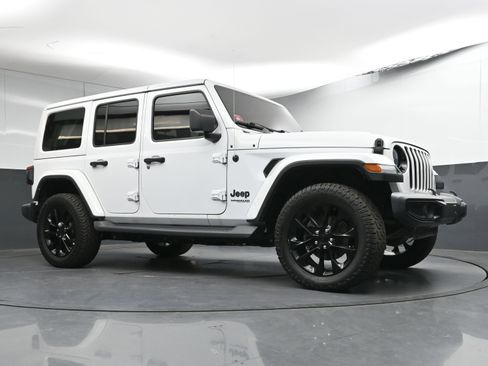 Used 2021 Jeep Wrangler Unlimited Sahara image 26