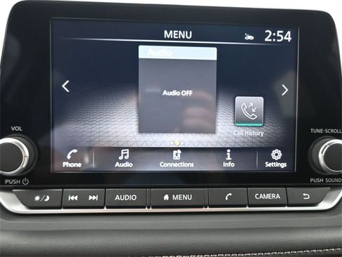 Used 2024 Nissan Rogue SV w/ SV Premium Package image 6