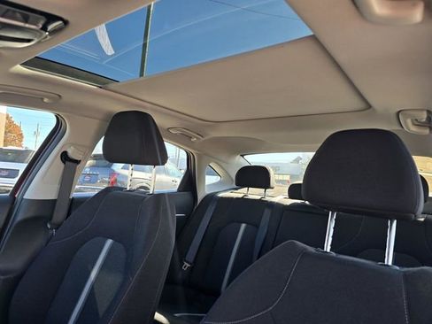 Used 2024 Hyundai Sonata SEL w/ Convenience Package image 17