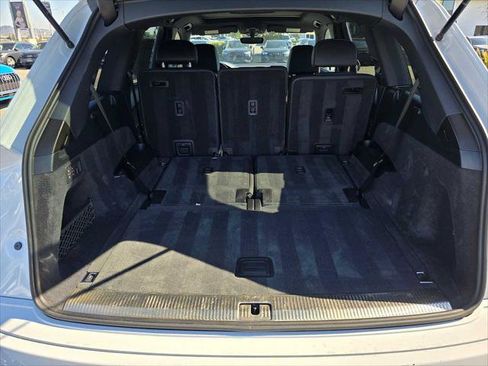 Used 2025 Audi Q7 2.0T Premium w/ Convenience Package image 16