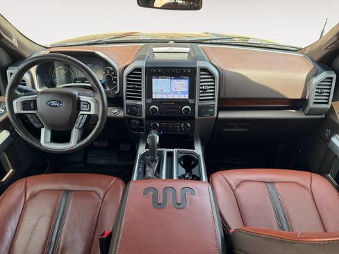 Used 2019 Ford F150 King Ranch w/ Equipment Group 601A Luxury AWD/4WD image 10
