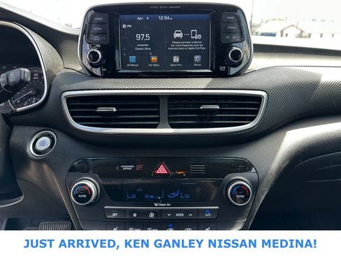 Used 2019 Hyundai Tucson Sport image 11