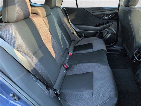 Used 2025 Subaru Outback Premium image 20